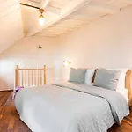 Carriage House In Quiet Ecological Garden
